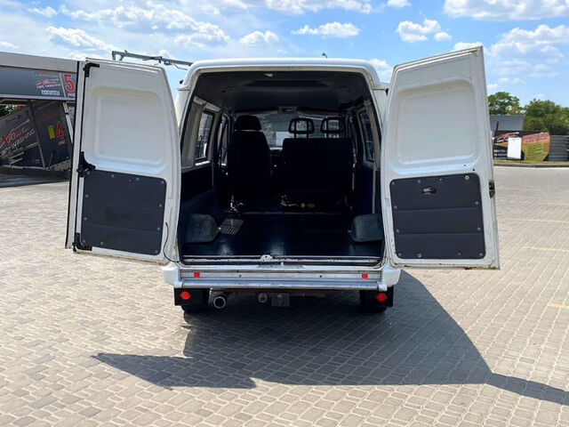 Белый ГАЗ Газель, объемом двигателя 2.3 л и пробегом 190 тыс. км за 2750 $, фото 11 на Automoto.ua