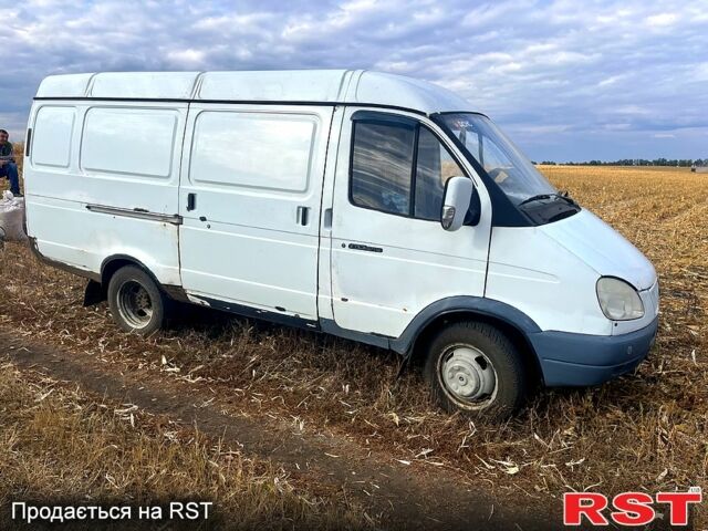 Белый ГАЗ Газель, объемом двигателя 2.5 л и пробегом 140 тыс. км за 2300 $, фото 4 на Automoto.ua