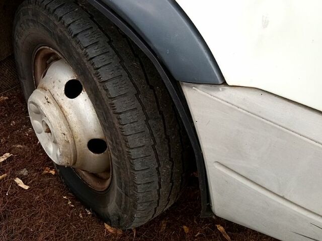 Білий ГАЗ Газель, об'ємом двигуна 2.5 л та пробігом 223 тис. км за 1800 $, фото 6 на Automoto.ua