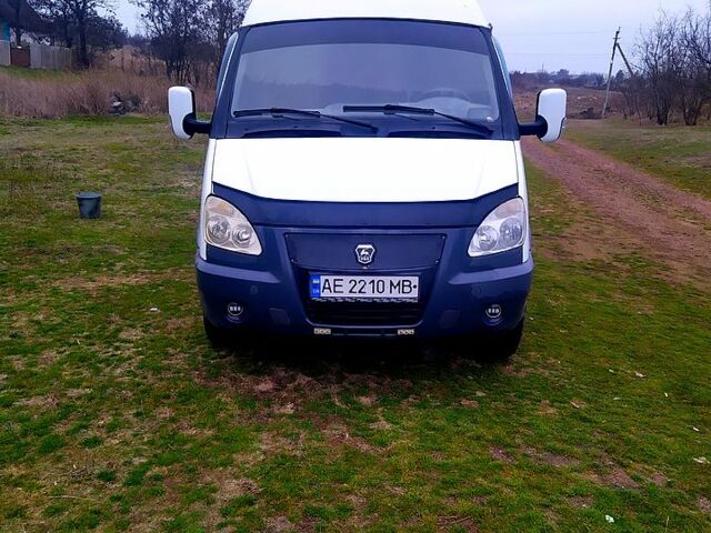 Белый ГАЗ Газель, объемом двигателя 2.5 л и пробегом 300 тыс. км за 2500 $, фото 1 на Automoto.ua