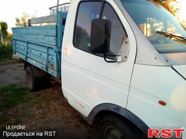 Белый ГАЗ Газель, объемом двигателя 2.4 л и пробегом 100 тыс. км за 1700 $, фото 1 на Automoto.ua