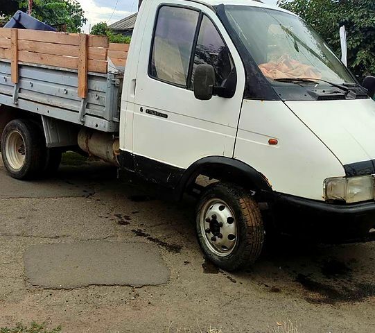 Білий ГАЗ Газель, об'ємом двигуна 2.4 л та пробігом 300 тис. км за 1700 $, фото 1 на Automoto.ua