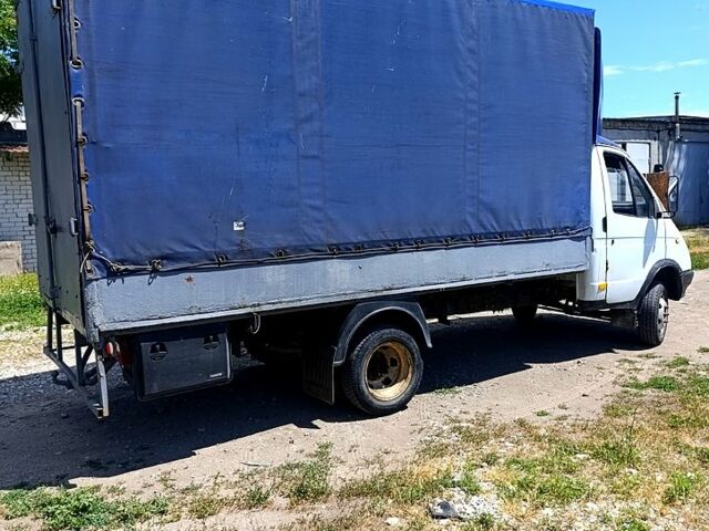 Белый ГАЗ Газель, объемом двигателя 2.5 л и пробегом 200 тыс. км за 3600 $, фото 1 на Automoto.ua
