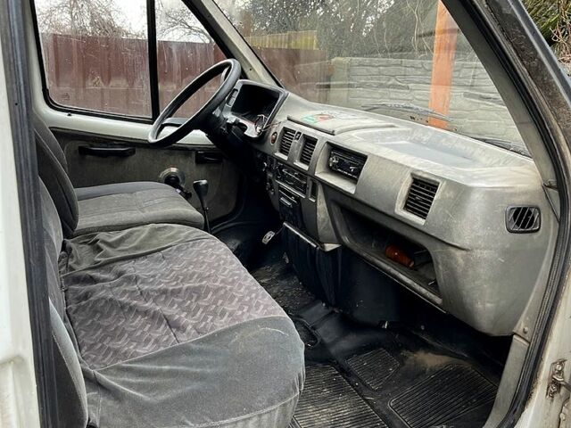 Білий ГАЗ Газель, об'ємом двигуна 3 л та пробігом 0 тис. км за 2000 $, фото 5 на Automoto.ua