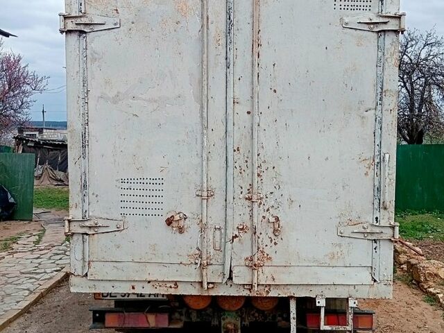 Белый ГАЗ Газель, объемом двигателя 2.5 л и пробегом 295 тыс. км за 1000 $, фото 2 на Automoto.ua