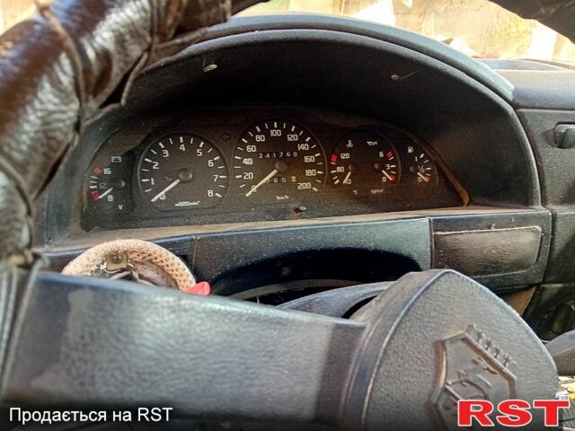 Белый ГАЗ Газель, объемом двигателя 2.3 л и пробегом 241 тыс. км за 3200 $, фото 7 на Automoto.ua