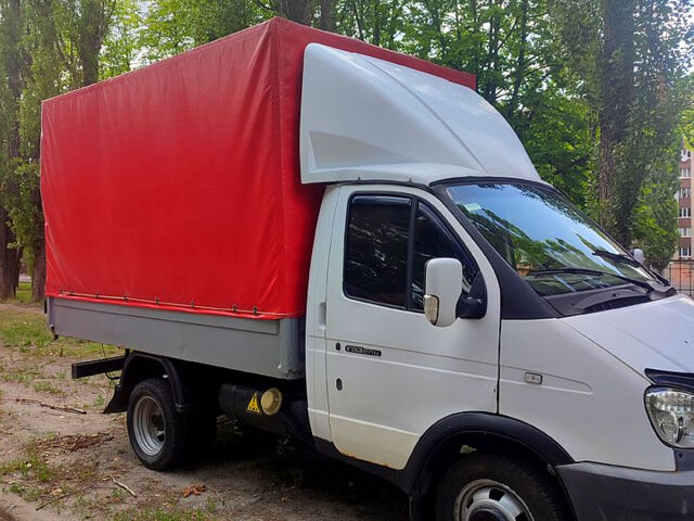Белый ГАЗ Газель, объемом двигателя 2.9 л и пробегом 30 тыс. км за 4200 $, фото 3 на Automoto.ua