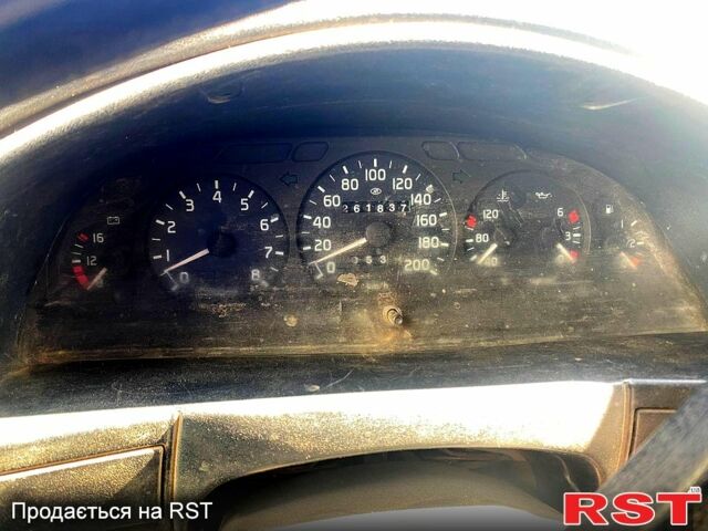 Белый ГАЗ Газель, объемом двигателя 2.4 л и пробегом 250 тыс. км за 2000 $, фото 7 на Automoto.ua