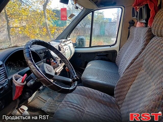 Белый ГАЗ Газель, объемом двигателя 2.3 л и пробегом 241 тыс. км за 3200 $, фото 6 на Automoto.ua