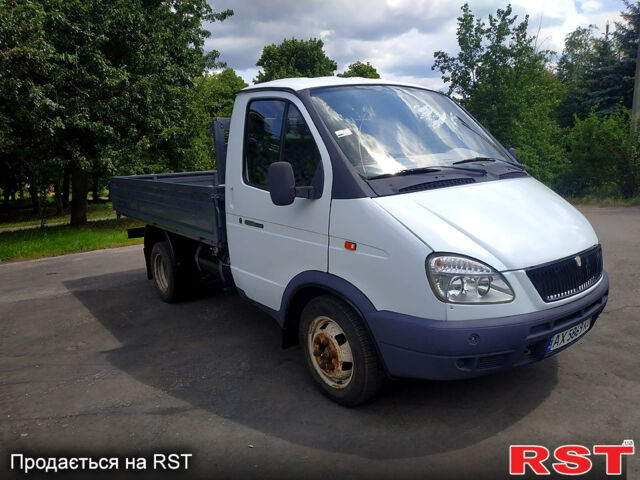 Белый ГАЗ Газель, объемом двигателя 2.3 л и пробегом 170 тыс. км за 3200 $, фото 1 на Automoto.ua