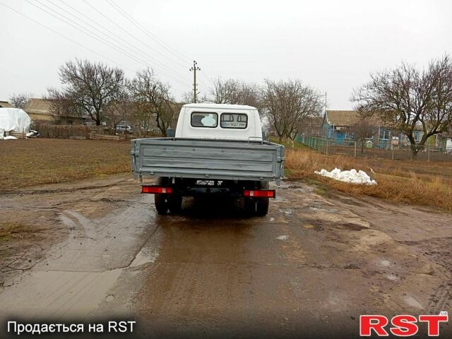 Білий ГАЗ Газель, об'ємом двигуна 2.9 л та пробігом 100 тис. км за 1700 $, фото 4 на Automoto.ua