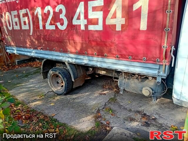 Белый ГАЗ Газель, объемом двигателя 2.3 л и пробегом 241 тыс. км за 3200 $, фото 1 на Automoto.ua