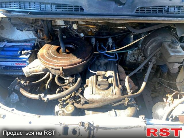 Белый ГАЗ Газель, объемом двигателя 2.4 л и пробегом 250 тыс. км за 2000 $, фото 6 на Automoto.ua