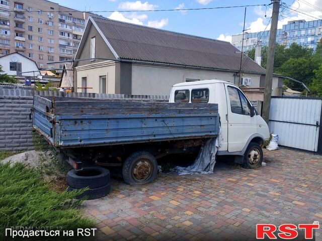 Белый ГАЗ Газель, объемом двигателя 2.3 л и пробегом 190 тыс. км за 1000 $, фото 1 на Automoto.ua