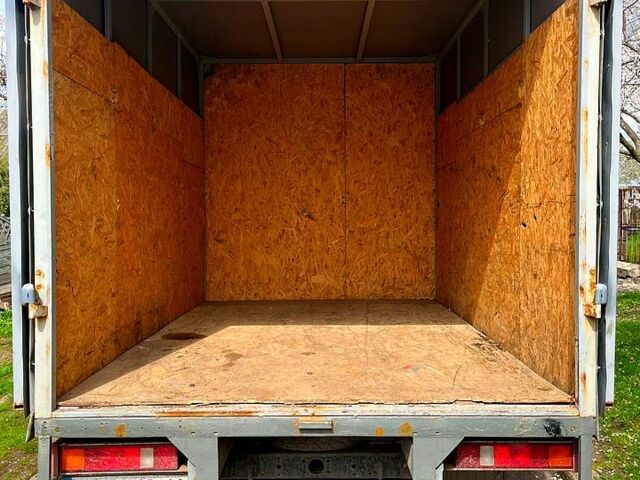 Белый ГАЗ Газель, объемом двигателя 2.4 л и пробегом 309 тыс. км за 2100 $, фото 3 на Automoto.ua