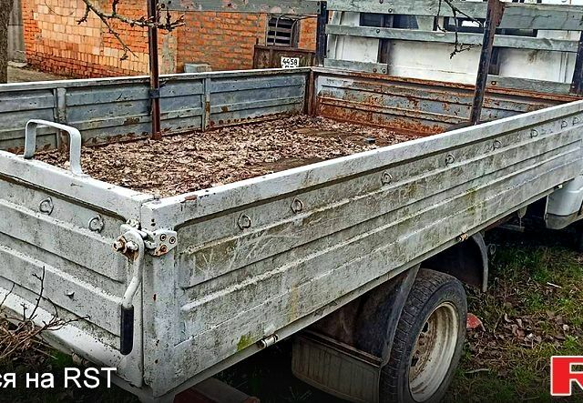 Белый ГАЗ Газель, объемом двигателя 2.3 л и пробегом 190 тыс. км за 1550 $, фото 6 на Automoto.ua