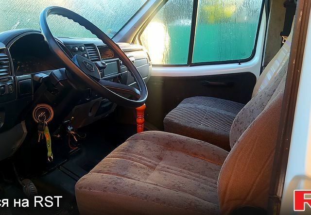 Білий ГАЗ Газель, об'ємом двигуна 2.2 л та пробігом 300 тис. км за 1900 $, фото 8 на Automoto.ua