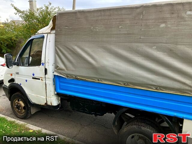 Белый ГАЗ Газель, объемом двигателя 2.3 л и пробегом 200 тыс. км за 1800 $, фото 4 на Automoto.ua