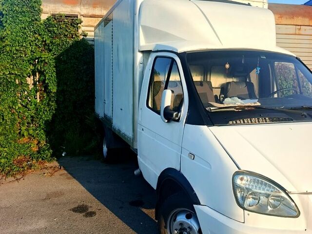 Белый ГАЗ Газель, объемом двигателя 2.2 л и пробегом 450 тыс. км за 4800 $, фото 1 на Automoto.ua