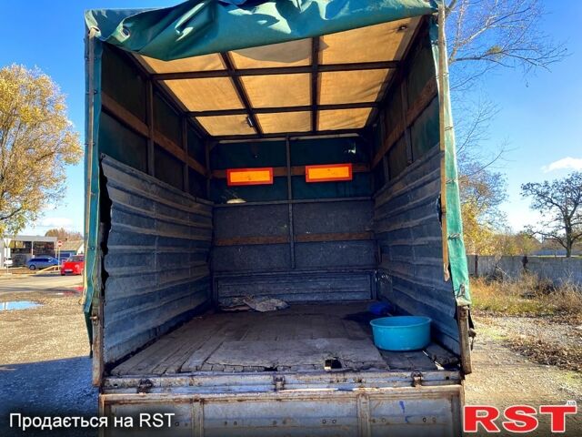 Белый ГАЗ Газель, объемом двигателя 2.3 л и пробегом 240 тыс. км за 1600 $, фото 1 на Automoto.ua