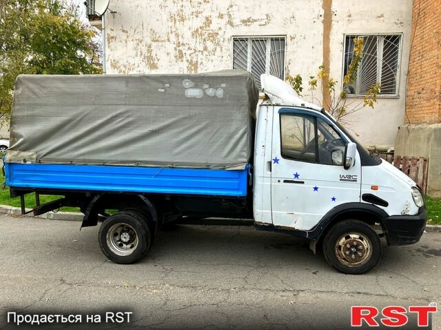 Белый ГАЗ Газель, объемом двигателя 2.3 л и пробегом 200 тыс. км за 1800 $, фото 1 на Automoto.ua