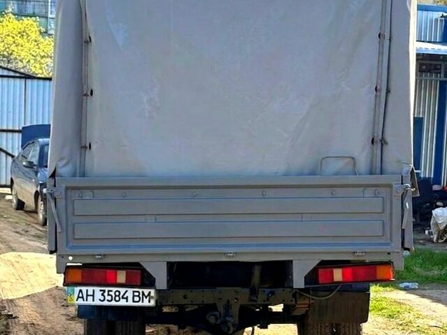 Белый ГАЗ Газель, объемом двигателя 2.4 л и пробегом 275 тыс. км за 2150 $, фото 2 на Automoto.ua