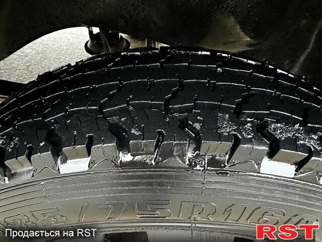 Білий ГАЗ Газель, об'ємом двигуна 2.3 л та пробігом 111 тис. км за 3800 $, фото 8 на Automoto.ua