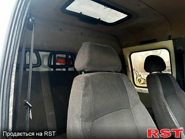 Білий ГАЗ Газель, об'ємом двигуна 2.3 л та пробігом 111 тис. км за 3800 $, фото 11 на Automoto.ua