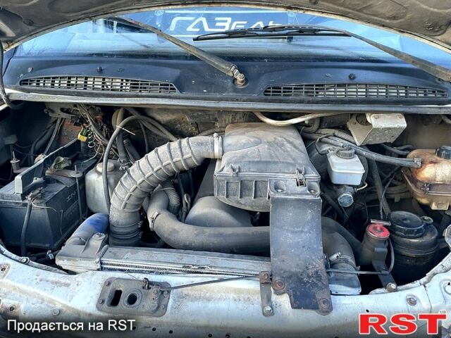 Белый ГАЗ Газель, объемом двигателя 2.8 л и пробегом 350 тыс. км за 8000 $, фото 9 на Automoto.ua