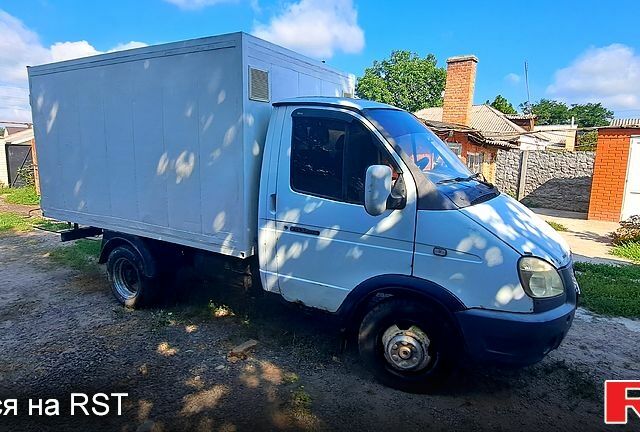 Белый ГАЗ Газель, объемом двигателя 2.5 л и пробегом 200 тыс. км за 2700 $, фото 5 на Automoto.ua
