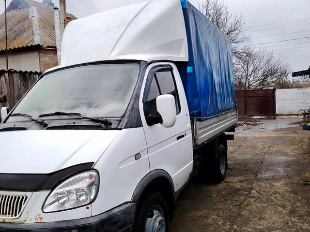 Белый ГАЗ Газель, объемом двигателя 2.4 л и пробегом 355 тыс. км за 2500 $, фото 1 на Automoto.ua