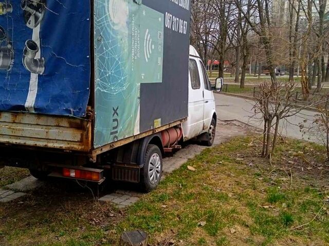 Белый ГАЗ Газель, объемом двигателя 2.5 л и пробегом 46 тыс. км за 2200 $, фото 1 на Automoto.ua