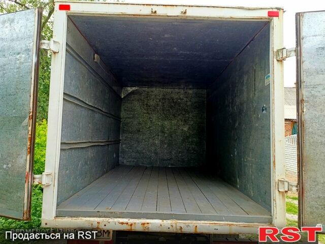 Белый ГАЗ Газель, объемом двигателя 2.9 л и пробегом 430 тыс. км за 2700 $, фото 2 на Automoto.ua