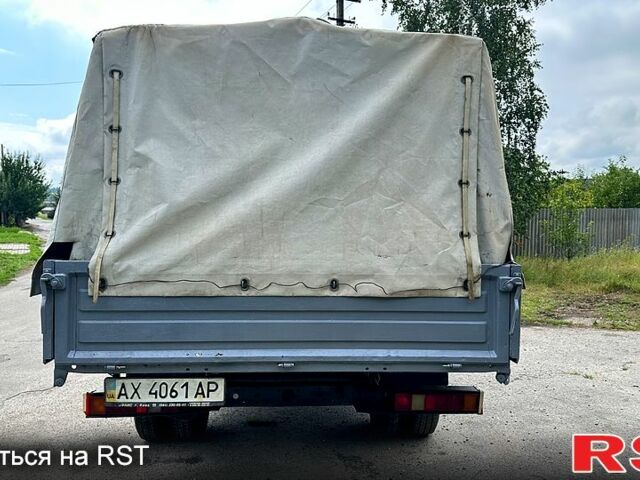 Белый ГАЗ Газель, объемом двигателя 2.3 л и пробегом 210 тыс. км за 2550 $, фото 4 на Automoto.ua
