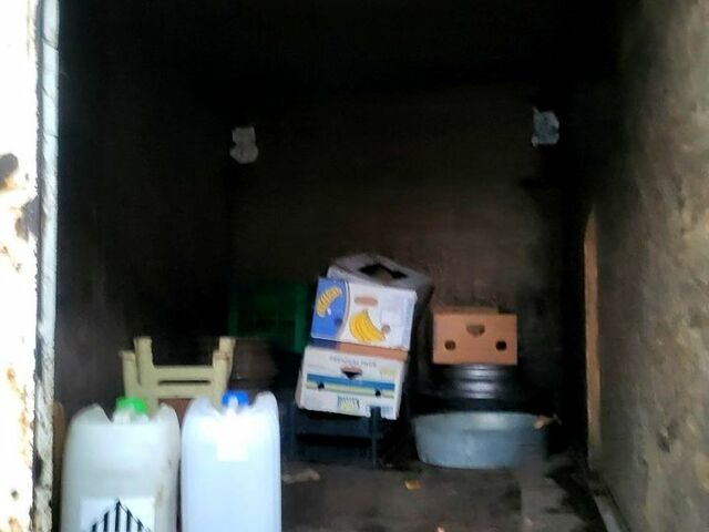 Белый ГАЗ Газель, объемом двигателя 2.3 л и пробегом 300 тыс. км за 1300 $, фото 3 на Automoto.ua