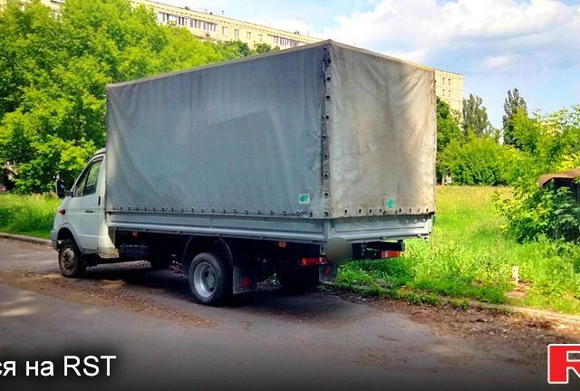 Белый ГАЗ Газель, объемом двигателя 2.5 л и пробегом 251 тыс. км за 4000 $, фото 2 на Automoto.ua