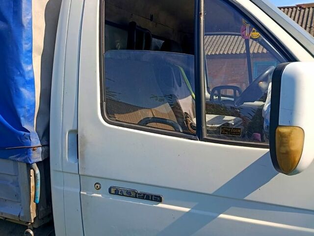 Білий ГАЗ Газель, об'ємом двигуна 2.5 л та пробігом 200 тис. км за 3200 $, фото 2 на Automoto.ua
