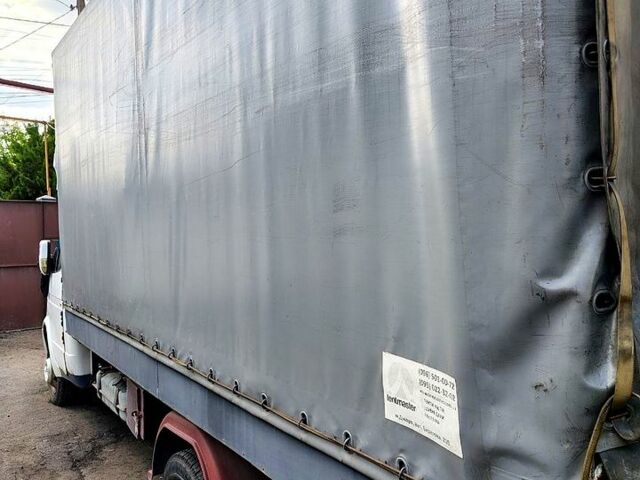 Белый ГАЗ Газель, объемом двигателя 2.3 л и пробегом 400 тыс. км за 2500 $, фото 9 на Automoto.ua