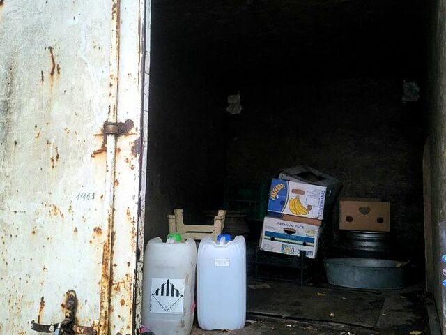 Белый ГАЗ Газель, объемом двигателя 2.3 л и пробегом 300 тыс. км за 1300 $, фото 4 на Automoto.ua