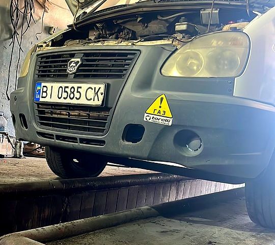 Белый ГАЗ Газель, объемом двигателя 2.5 л и пробегом 340 тыс. км за 2900 $, фото 3 на Automoto.ua