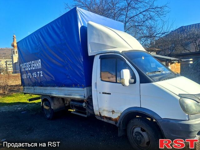 Белый ГАЗ Газель, объемом двигателя 2.5 л и пробегом 32000 тыс. км за 3580 $, фото 2 на Automoto.ua