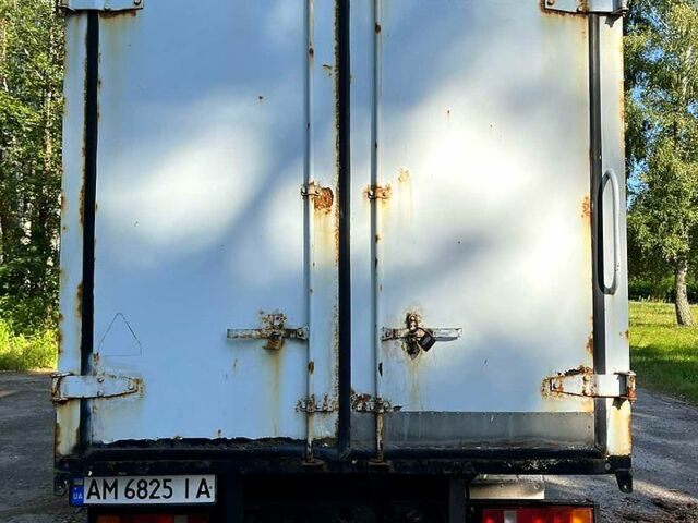 Білий ГАЗ Газель, об'ємом двигуна 2.5 л та пробігом 260 тис. км за 2300 $, фото 5 на Automoto.ua