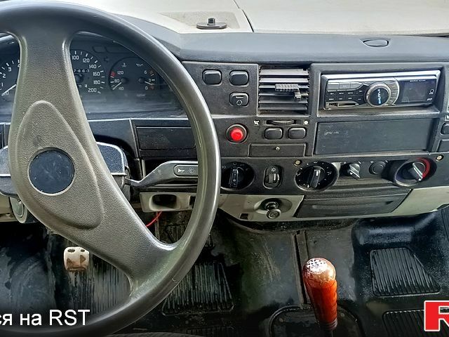 Білий ГАЗ Газель, об'ємом двигуна 2.3 л та пробігом 200 тис. км за 2100 $, фото 1 на Automoto.ua