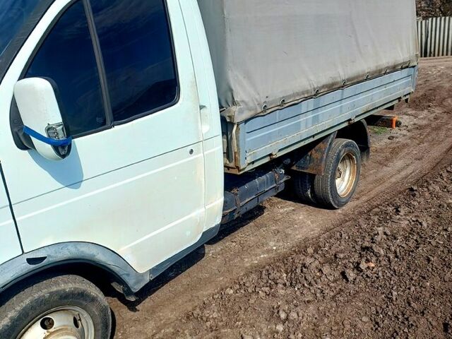 Белый ГАЗ Газель, объемом двигателя 2.5 л и пробегом 201 тыс. км за 2600 $, фото 2 на Automoto.ua