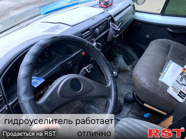 Белый ГАЗ Газель, объемом двигателя 2.5 л и пробегом 352 тыс. км за 3900 $, фото 4 на Automoto.ua