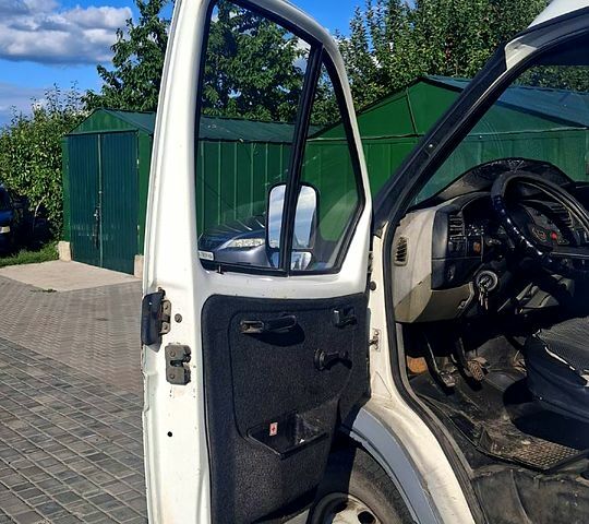 Білий ГАЗ Газель, об'ємом двигуна 2.5 л та пробігом 229 тис. км за 3500 $, фото 9 на Automoto.ua