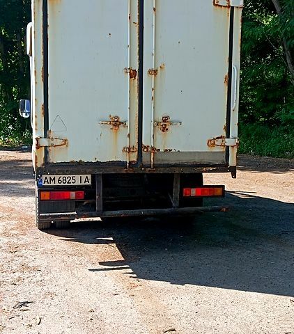 Белый ГАЗ Газель, объемом двигателя 2.5 л и пробегом 170 тыс. км за 2500 $, фото 6 на Automoto.ua