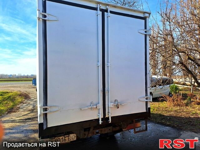 Белый ГАЗ Газель, объемом двигателя 2.5 л и пробегом 150 тыс. км за 4900 $, фото 2 на Automoto.ua