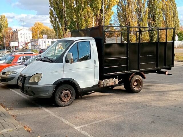 Белый ГАЗ Газель, объемом двигателя 2.5 л и пробегом 200 тыс. км за 3700 $, фото 1 на Automoto.ua