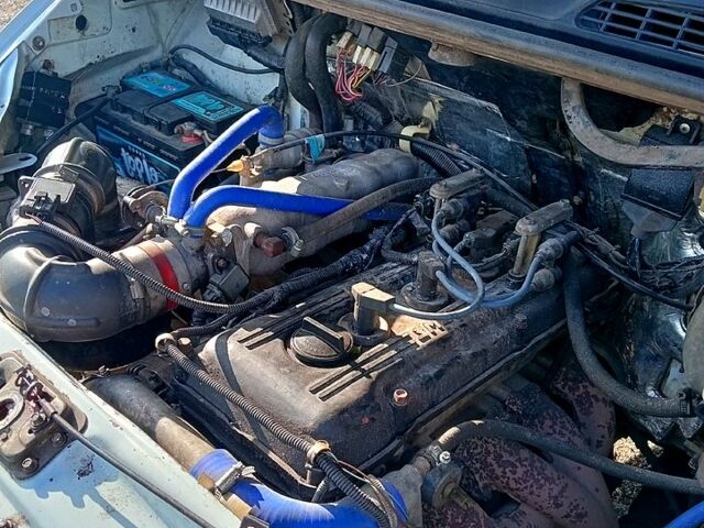 Белый ГАЗ Газель, объемом двигателя 2.5 л и пробегом 200 тыс. км за 3700 $, фото 13 на Automoto.ua